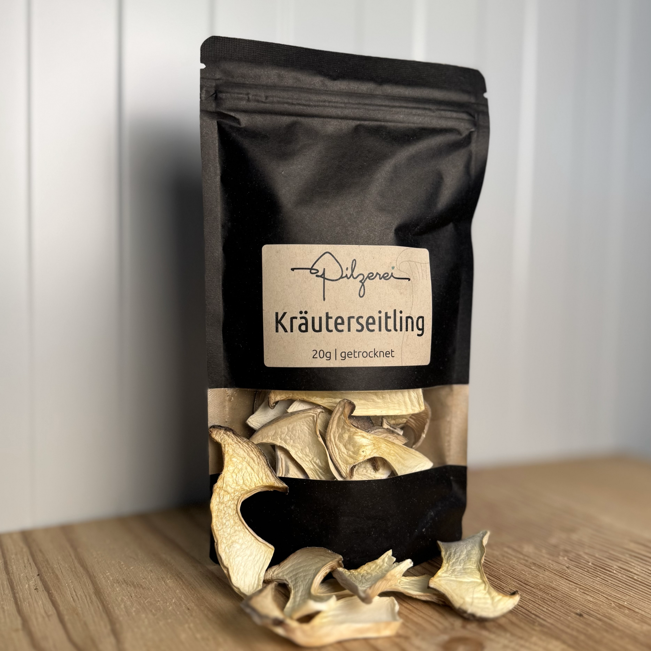 Kräuterseitling (Pleurotus eryngii) getrocknet im Beutel