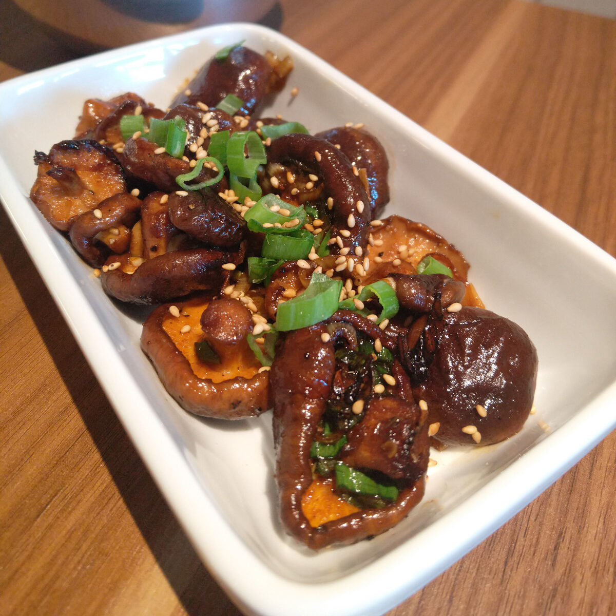 Rezept Shiitake vom Grill mit Soja, Rauch und etwas Süsse