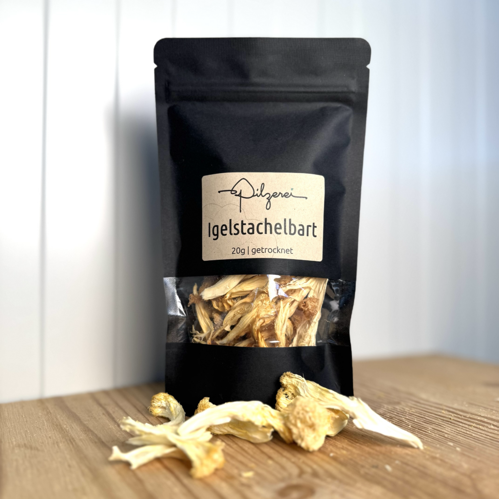 Igelstachelbart (Hericium erinaceus) getrocknet im Beutel