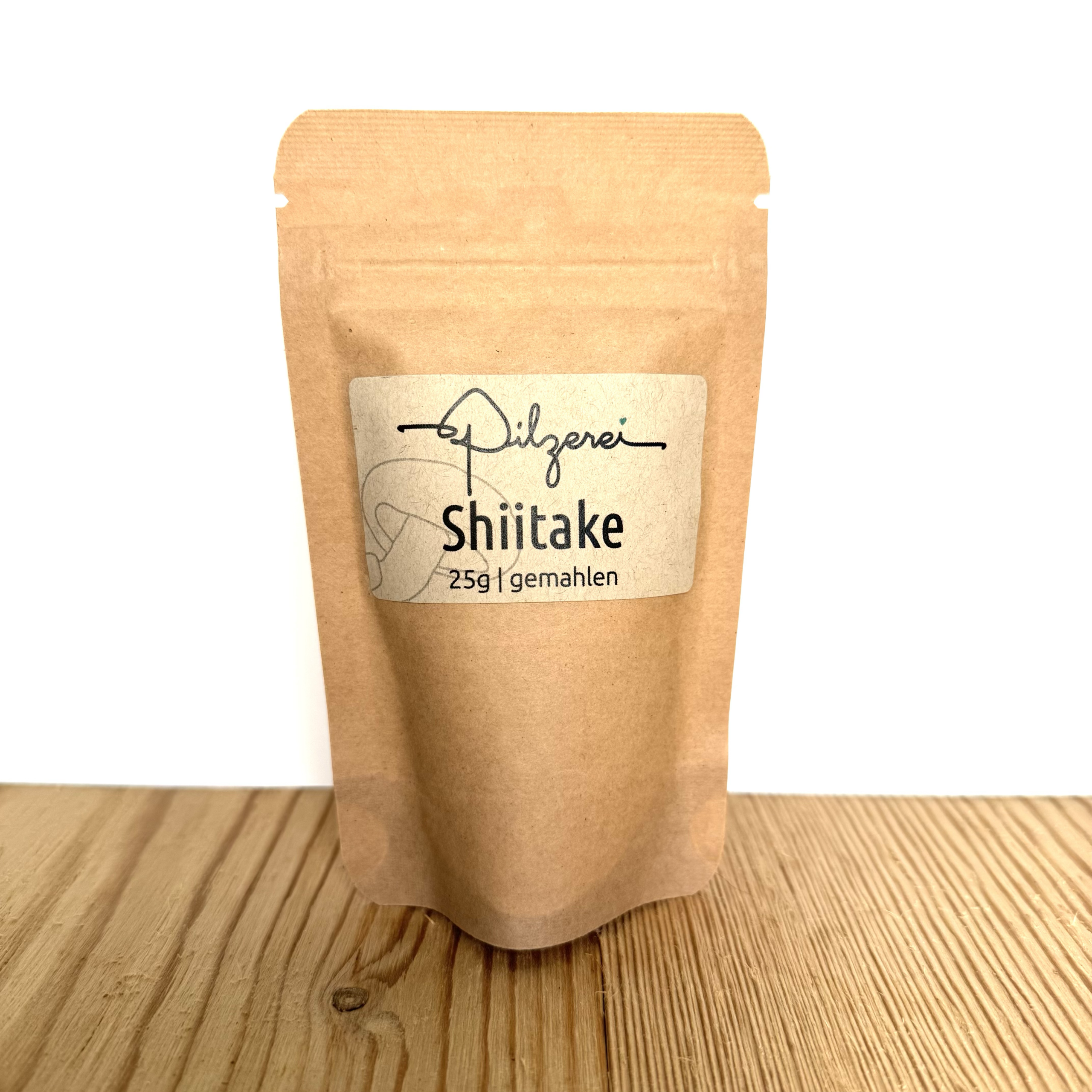 Shiitake (Lentinula edodes) getrocknet, gemahlen im Beutel